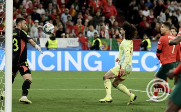 Nemzetek Ligája - Portugáliáé a trófea