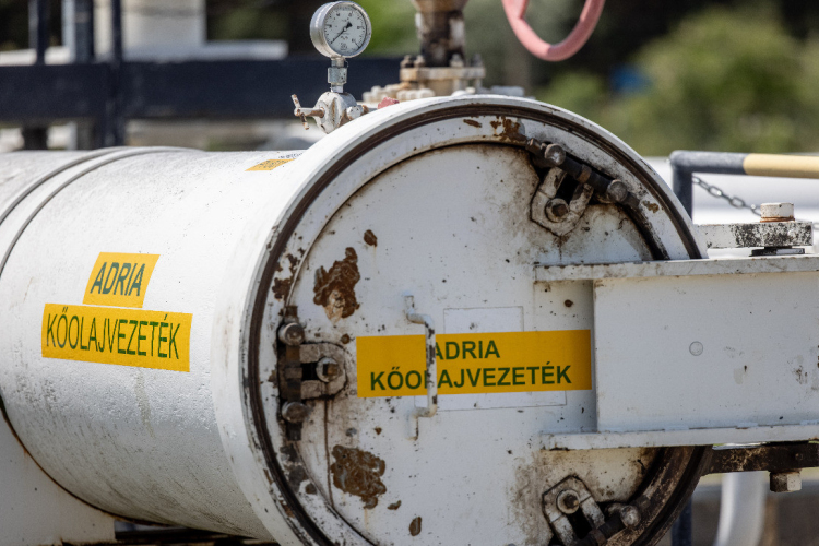Megkezdődik szerdán az Adria kőolajvezeték kapacitásteszt-sorozata