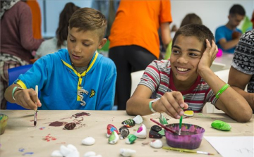 Többen és hosszabb időn át nyaralhatnak idén az Erzsébet-táborokban